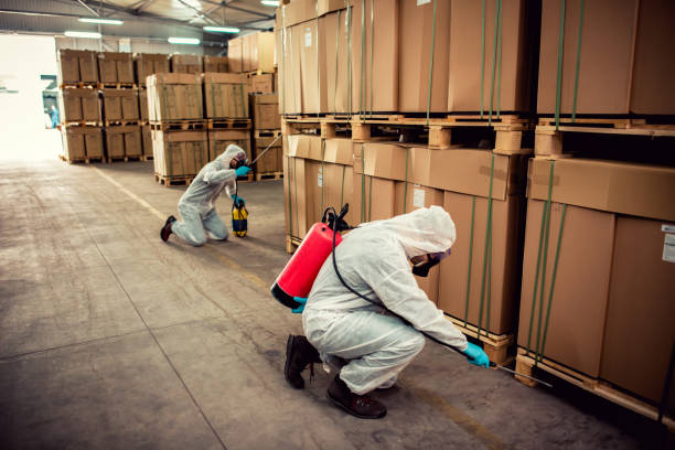 Best Commercial Pest Control Services  in Middleburg Heights, OH